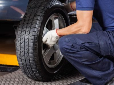 DIY-vs-Professional-Tyre-Rotation-Service